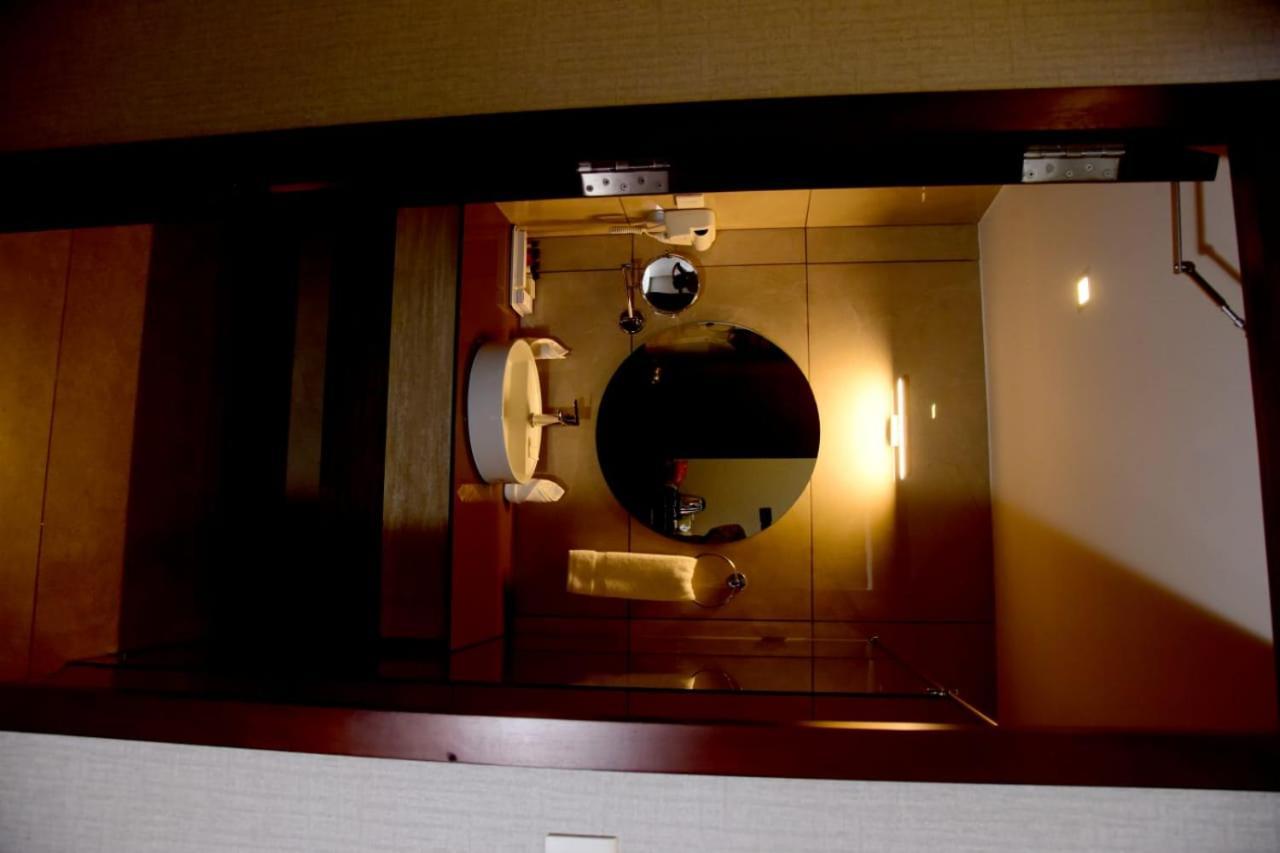 Hotel Emerald Palace Kottiyam Zewnętrze zdjęcie