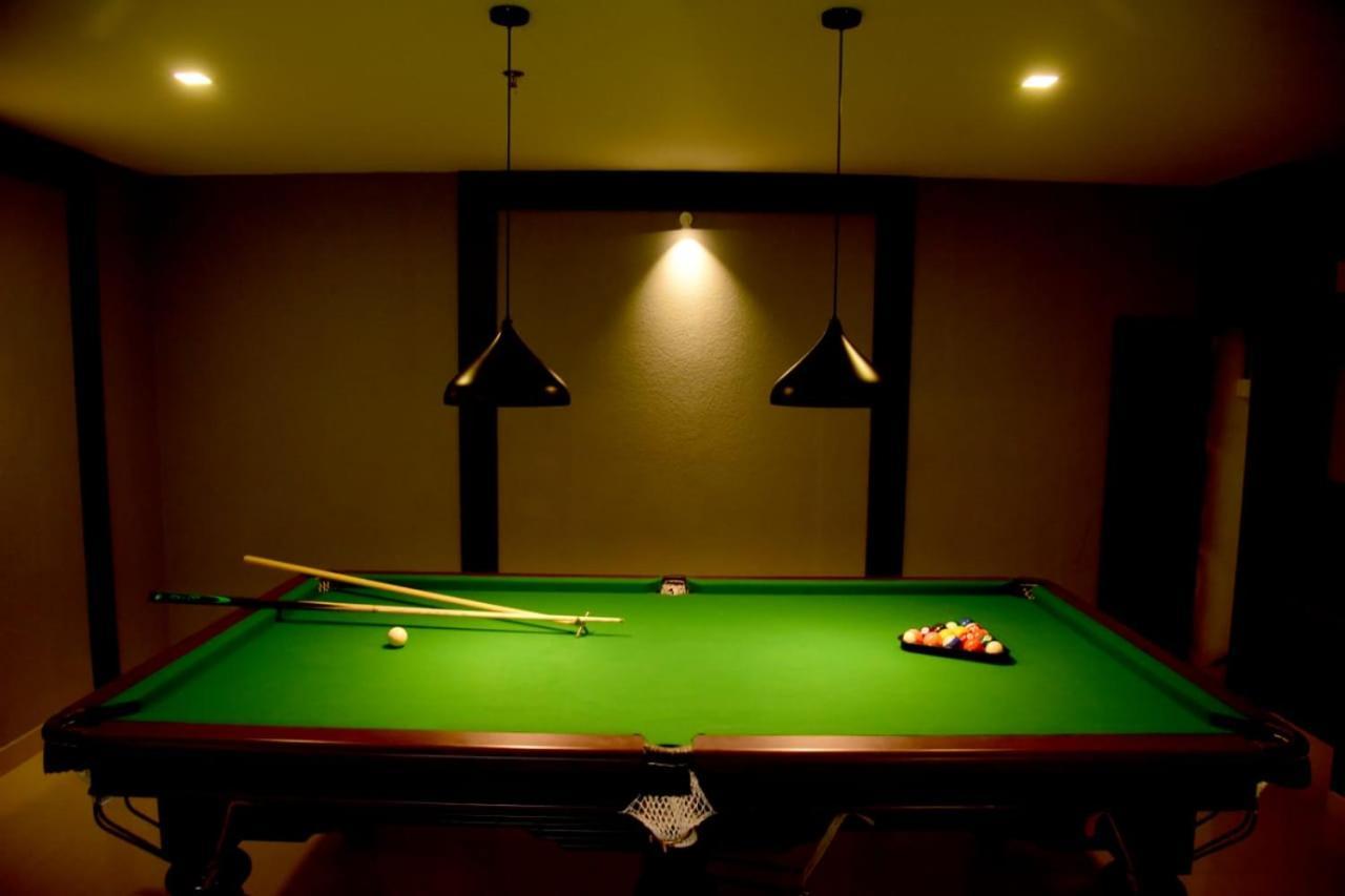 Hotel Emerald Palace Kottiyam Zewnętrze zdjęcie